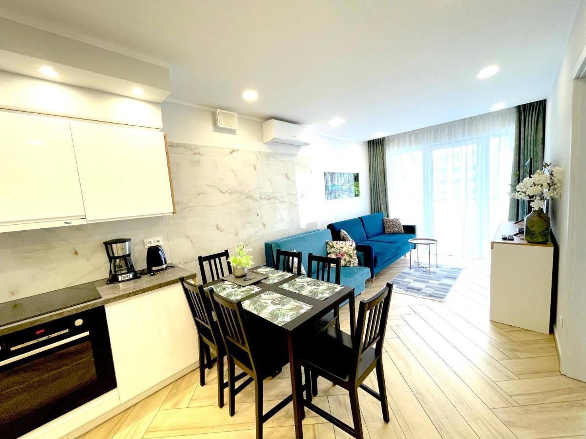 Apartament Superior Blue Przy Plazy- Free Pool, Saunas, Jacuzzi, Fitness, Salzgrotte Kołobrzeg Exterior foto
